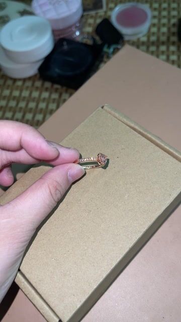 Nhẫn Pandora Vàng hồng Nữ size 50. Mua bán Phụ kiện thời trang khác tại Huyện Ninh Giang Hải Dương được đăng bởi hoàng Linh hình 1