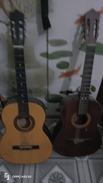 Đàn guitar classic Nâu vàng Gỗ. Mua bán Nhạc cụ tại Huyện Kim Bảng Hà Nam được đăng bởi TẠ Phất hình 1
