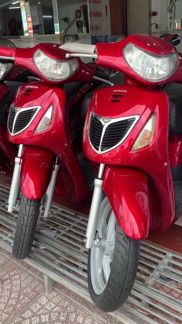 Sh150 2005 nhập Ý nguyên zin chất mọc đẹp chínhchủ. Mua bán Xe máy tại Quận Phú Nhuận Tp Hồ Chí Minh được đăng bởi Cungsport hình 1
