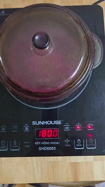 Bếp hồng ngoại Sunhouse SHD6005 Đen. Mua bán Bếp, lò, đồ điện nhà bếp tại Quận Gò Vấp Tp Hồ Chí Minh được đăng bởi Minh Long hình 1