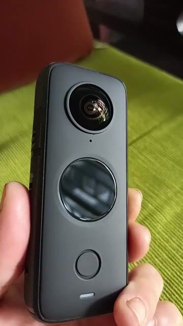Máy quay Insta360 ONE X2 Đen 64GB. Mua bán Máy ảnh, Máy quay tại Thành phố Đồng Xoài Bình Phước được đăng bởi Công hình 1
