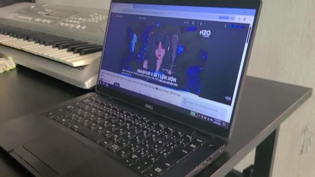 Dell  5300 i7 th8 8GB/256GB Đen. Mua bán Laptop tại Thành phố Đồng Xoài Bình Phước được đăng bởi Thanh Tuyền hình 1
