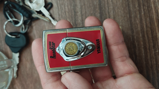 Bật lửa Zippo Yamaha Roadstar lắc bạc. Mua bán Đồ sưu tầm, đồ cổ tại Quận Hải Châu Đà Nẵng được đăng bởi lam hình 1