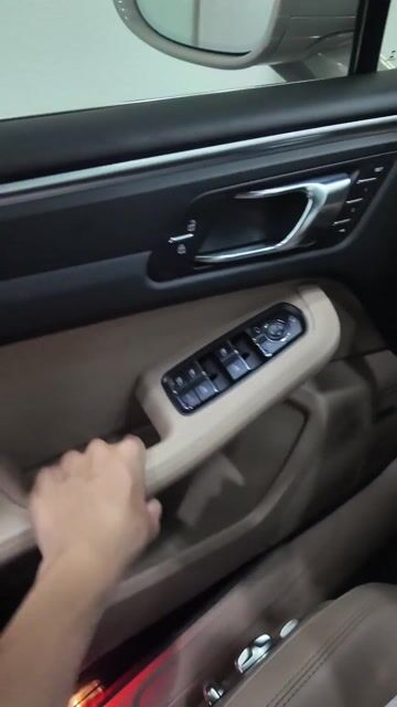 LONG ANH AUTO về Porsche Macan 2021 còn bảo hành. Mua bán Ô tô tại Quận 7 Tp Hồ Chí Minh được đăng bởi LongAnh AuTo  hình 1