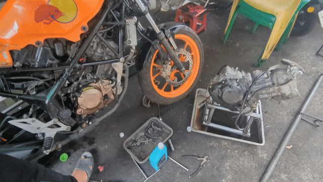 Động cơ xe máy CBR150 FI Zin đẹp. Mua bán Phụ tùng xe tại Quận 7 Tp Hồ Chí Minh được đăng bởi Cao Sum hình 1