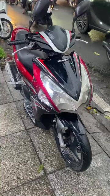 Honda air blade FI 2012 mới 90% Bstp chính chủ. Mua bán Xe máy tại Quận Tân Phú Tp Hồ Chí Minh được đăng bởi Tuanduy hình 1