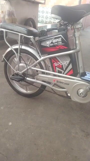 Xe đạp điện màu Bạc. Mua bán Xe đạp tại Thành phố Dĩ An Bình Dương được đăng bởi Trường hình 1