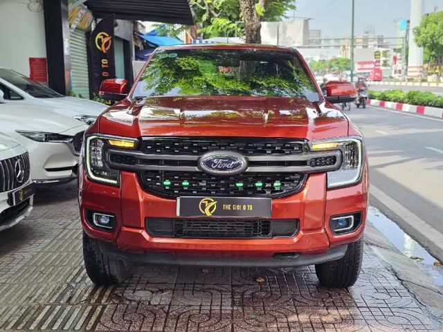 FORD RANGER XLS 4X2 SX 2024 ĐK 2025 ODO 14.000 KM. Mua bán Ô tô tại Quận Gò Vấp Tp Hồ Chí Minh được đăng bởi THẾ GIỚI Ô TÔ AUTO WORLD  hình 1