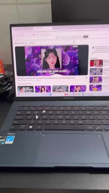 ASUS Zenbook 14 OLED UX3402ZA i5 14 inch 8/512 ZIN. Mua bán Laptop tại Quận 3 Tp Hồ Chí Minh được đăng bởi NgoPhuong hình 1
