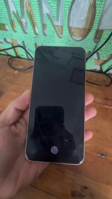 Honor X9d 256GB Vàng. Mua bán Điện thoại tại Quận 12 Tp Hồ Chí Minh được đăng bởi hà phạm hình 1