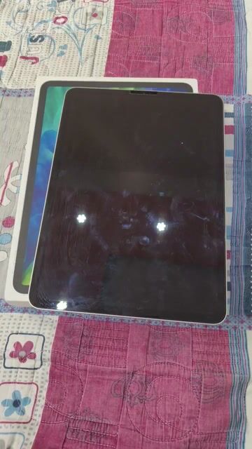 Apple iPad Pro 2020 Wifi 128GB Bạc 79%. Mua bán Máy tính bảng tại Thành phố Bến Tre Bến Tre được đăng bởi Kien Ta hình 1