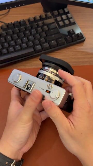 Máy ảnh Olympus 35 SP Đen bạc. Mua bán Máy ảnh, Máy quay tại Quận Hà Đông Hà Nội được đăng bởi Nguyễn Hoàng Duy hình 1