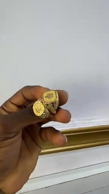 Gold ring