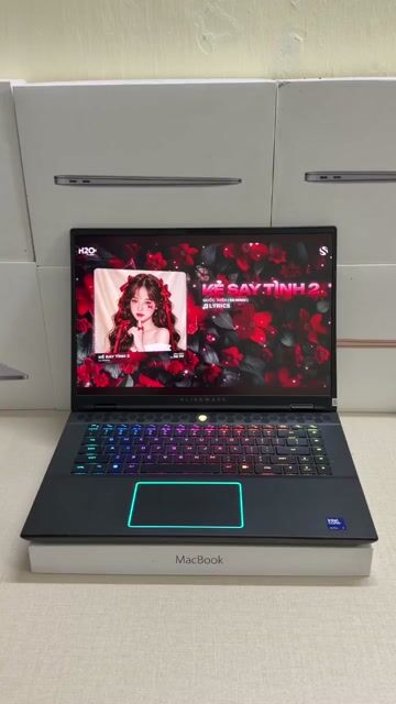 Alienware M16 R2 Ulatra 7 155H 16GB/1TB RTX 4060. Mua bán Laptop tại Quận Hai Bà Trưng Hà Nội được đăng bởi Junioor Computer hình 1