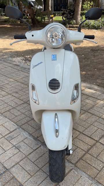 Piaggio Vespa LX Trắng, bstp, máy nhẹ vọt. Mua bán Xe máy tại Quận Tân Phú Tp Hồ Chí Minh được đăng bởi Lê Trực hình 1