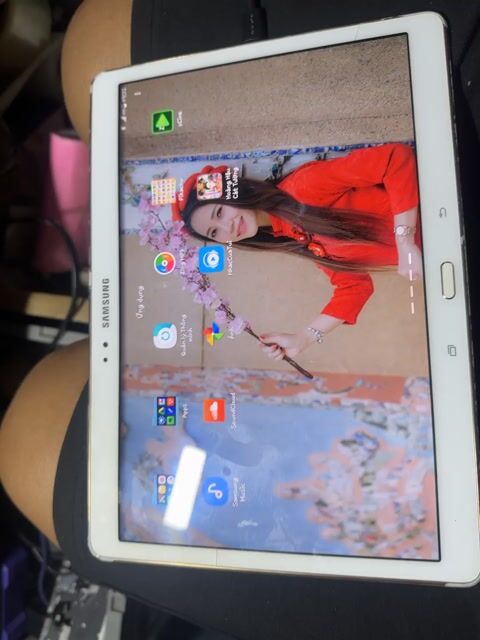 Samsung T805 Trắng. Mua bán Máy tính bảng tại Quận Phú Nhuận Tp Hồ Chí Minh được đăng bởi Tấn hình 1