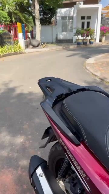 Honda SH 150 ABS màu Đỏ. Mua bán Xe máy tại Huyện Trảng Bom Đồng Nai được đăng bởi Của Hàng Xe Máy U Phong hình 1