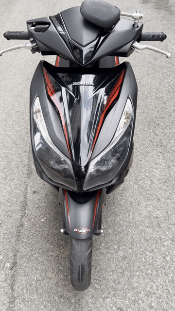 Honda Air Blade 125 chính chủ nguyên zin đời 2015. Mua bán Xe máy tại Quận 12 Tp Hồ Chí Minh được đăng bởi XE MÁY HẢI THANH hình 1
