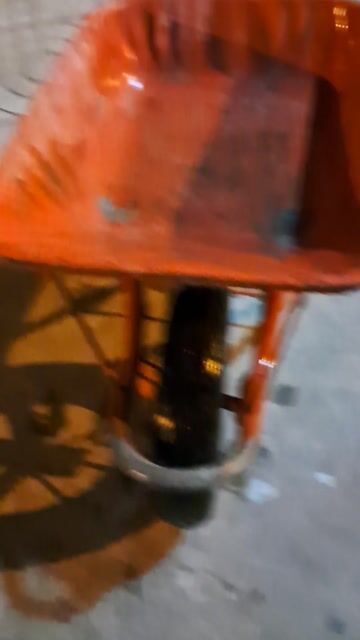 Thanh lý xe rùa đẩy hàng còn mới như hình. Mua bán Đồ chuyên dụng, Giống nuôi trồng tại Quận Tân Phú Tp Hồ Chí Minh được đăng bởi Cao Duy Thắng hình 1