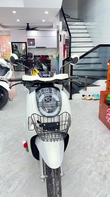 Honda Scoopy 2025 Trắng. Mua bán Xe máy tại Quận Thanh Khê Đà Nẵng được đăng bởi Thành Đại   hình 1