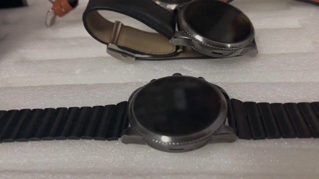 fossil gen 6 mạnh mẻ. thép đen. Mua bán Thiết bị đeo thông minh tại Quận Tân Bình Tp Hồ Chí Minh được đăng bởi MrA Store hình 1