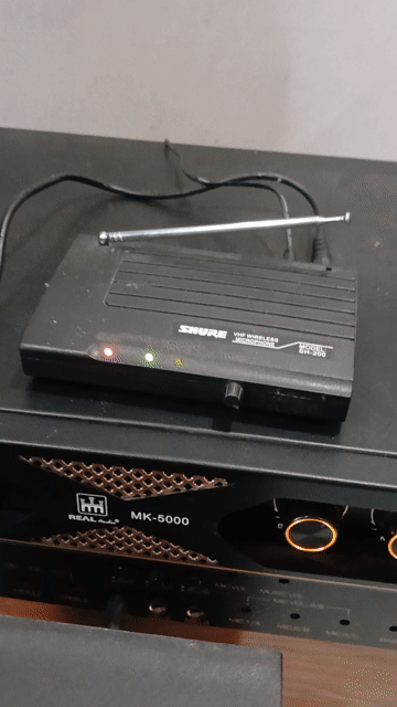 Mic không dây shure 200. Mua bán Tivi, Âm thanh tại Huyện Hoài Đức Hà Nội được đăng bởi Niềm vui trao đổi hình 1