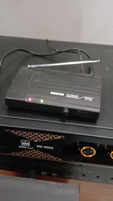 Mic không dây shure 200. Mua bán Tivi, Âm thanh tại Huyện Hoài Đức Hà Nội được đăng bởi Niềm vui trao đổi hình 1