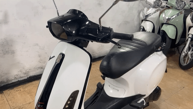 Piaggio Vespa Sprint 2016 Trắng. Mua bán Xe máy tại Thành phố Dĩ An Bình Dương được đăng bởi Cửa Hàng Xe Máy Huy Khoa  hình 1