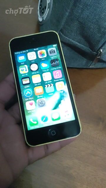 Xác iPhone 5C lock 32GB vàng nguyên cây. Mua bán Linh kiện (RAM, Card...) tại Thành phố Dĩ An Bình Dương được đăng bởi Hoàng Farm hình 1