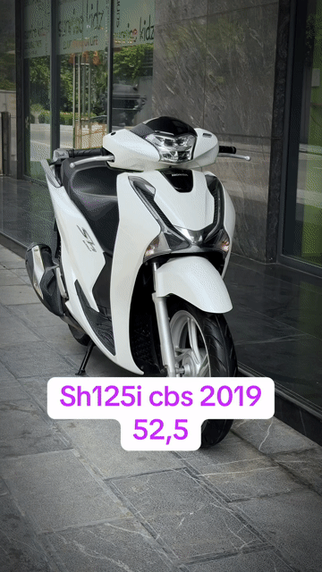 Honda SH 125 2019 Trắng 20.000 km. Mua bán Xe máy tại Quận Ba Đình Hà Nội được đăng bởi Xe Máy Nam Thi hình 1