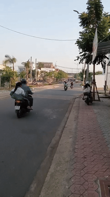 Cho thuê Văn phòng, Mặt bằng kinh doanh Thành phố Quảng Ngãi Quảng Ngãi diện tích 120 m² giá 6 triệu/tháng