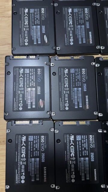 ssd sam sung 250Gb 850evo. Mua bán Linh kiện (RAM, Card...) tại Quận Hoàng Mai Hà Nội được đăng bởi Phan xuân Hồng hình 1