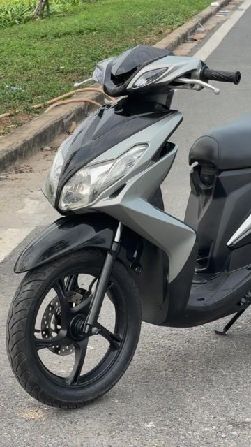 Yamaha Luvias 125 Fi Xám Lambo. Mua bán Xe máy tại Thành phố Thủ Đức Tp Hồ Chí Minh được đăng bởi nguyễn hiếu  hình 1
