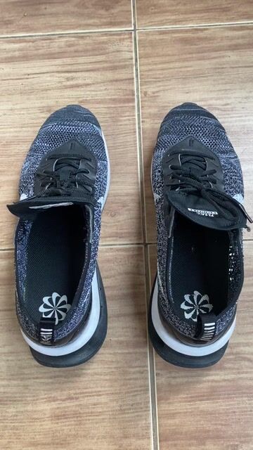 Giày thể thao Nike Đen trắng. Mua bán Giày dép tại Quận 1 Tp Hồ Chí Minh được đăng bởi Jinwoo hình 1