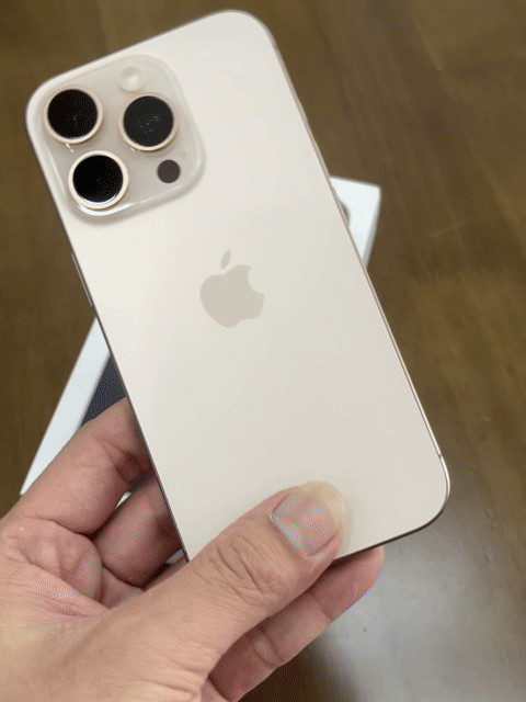 iPhone 16 Pro 256GB Vàng fullbox. Mua bán Điện thoại tại Quận Thanh Khê Đà Nẵng được đăng bởi Thắng  hình 1