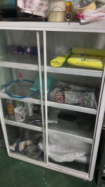 Thanh lý Tủ nhôm kính trắng 80x60x25cm. Mua bán Tủ, kệ gia đình tại Quận Bình Tân Tp Hồ Chí Minh được đăng bởi Nguyễn thu hiền hình 1