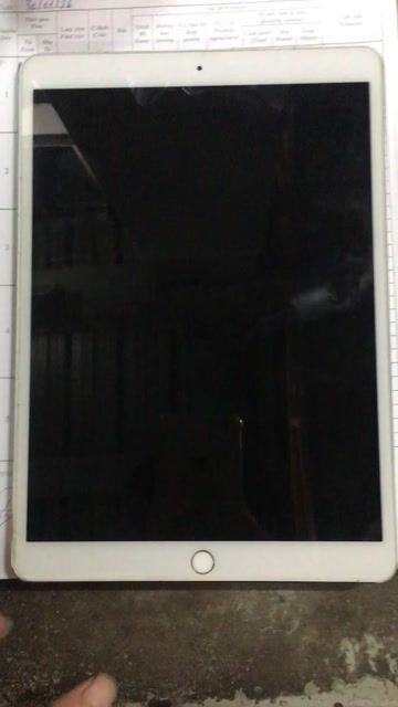 Apple iPad Pro 10.5 inch 256GB. Mua bán Máy tính bảng tại Huyện Châu Thành Tiền Giang được đăng bởi Lâm Trung Long hình 1