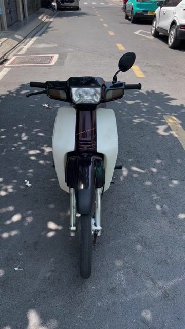 Honda Dream Thái Trắng đen. Mua bán Xe máy tại Quận Bình Thạnh Tp Hồ Chí Minh được đăng bởi Nguyễn Công Thành  hình 1