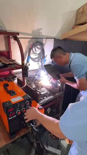 Dư máy hàn mig, cut plasma, đồng hồ, bép thanh lý. Mua bán Đồ chuyên dụng, Giống nuôi trồng tại Huyện Bù Gia Mập Bình Phước được đăng bởi Dụng cụ  hình 1