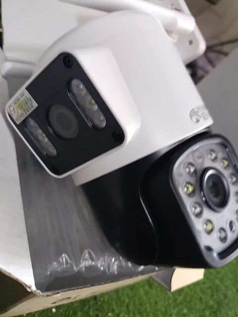 Camera an ninh Yoosee Pro Wifi 16MPx Trắng. Mua bán Máy ảnh, Máy quay tại Thành phố Thủ Đức Tp Hồ Chí Minh được đăng bởi Cũ Giá Rẻ hình 1