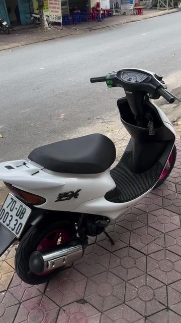 Honda Tay Ga 2 Thì 50 Phân Khối Ko Cần Bằng Lái. Mua bán Xe máy tại Quận 1 Tp Hồ Chí Minh được đăng bởi Hien hình 1