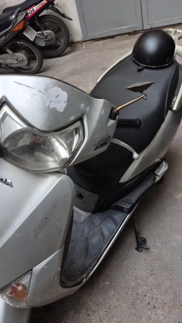 Honda Lead màu Bạc Đã qua sử dụng. Mua bán Xe máy tại Quận Thanh Xuân Hà Nội được đăng bởi Dũng hình 1