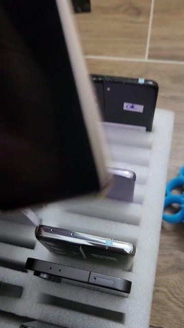 Samsung Galaxy S21 5G 8GB/128GB. Mua bán Điện thoại tại Huyện Bình Chánh Tp Hồ Chí Minh được đăng bởi Thảo Samsung hình 1