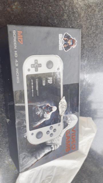 Máy chơi game cầm tay m17 64GB Kem. Mua bán Thiết bị chơi game tại Quận Sơn Trà Đà Nẵng được đăng bởi Nguyễn Sơn hình 1