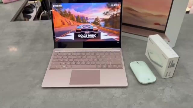 Microsoft Surface Laptop Go i5-1035G1 8GB/128GB. Mua bán Laptop tại Quận Tân Bình Tp Hồ Chí Minh được đăng bởi Nguyễn Hoàng Nhã  hình 1