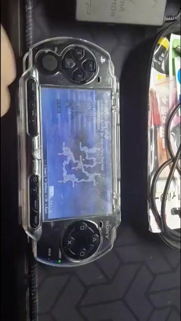 Sony PSP 2000 32GB Đen. Mua bán Thiết bị chơi game tại Quận Gò Vấp Tp Hồ Chí Minh được đăng bởi Kamaru Sutekeshi hình 1