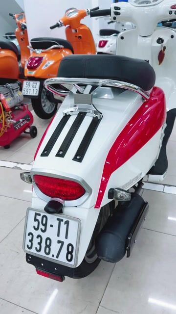 Lambretta Nhập xe cọp chỉ 7000km ( bao tét ). Mua bán Xe máy tại Quận Phú Nhuận Tp Hồ Chí Minh được đăng bởi VESPA  PIAGGIO BẢO HƯNG Vespa cũ trả góp  hình 1