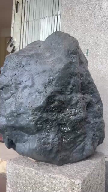 Đá quý Tourmaline 50kg. Mua bán Đồ sưu tầm, đồ cổ tại Huyện Hòa Vang Đà Nẵng được đăng bởi Huỳnh Công Nhớ hình 1