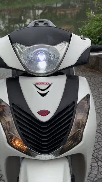 🔥 SH Sport xuống Ý – xe đẹp cho anh em chơi Tết ✨. Mua bán Xe máy tại Thị xã Hương Thủy Thừa Thiên Huế được đăng bởi CẦM ĐỒ ANH VŨ 198 NGUYỄN TẤT THÀNH hình 1