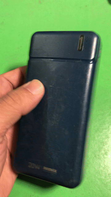 Sạc dự phòng 20.000MAH thanh lý. Mua bán Phụ kiện (Màn hình, Chuột...) tại Quận Hoàn Kiếm Hà Nội được đăng bởi phu hình 1